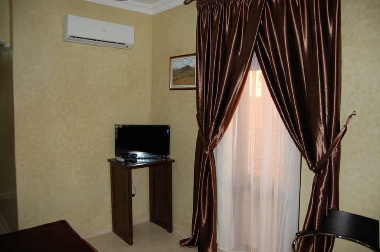 Hotel Amoudou فندق أمودو Tiznit Exterior photo